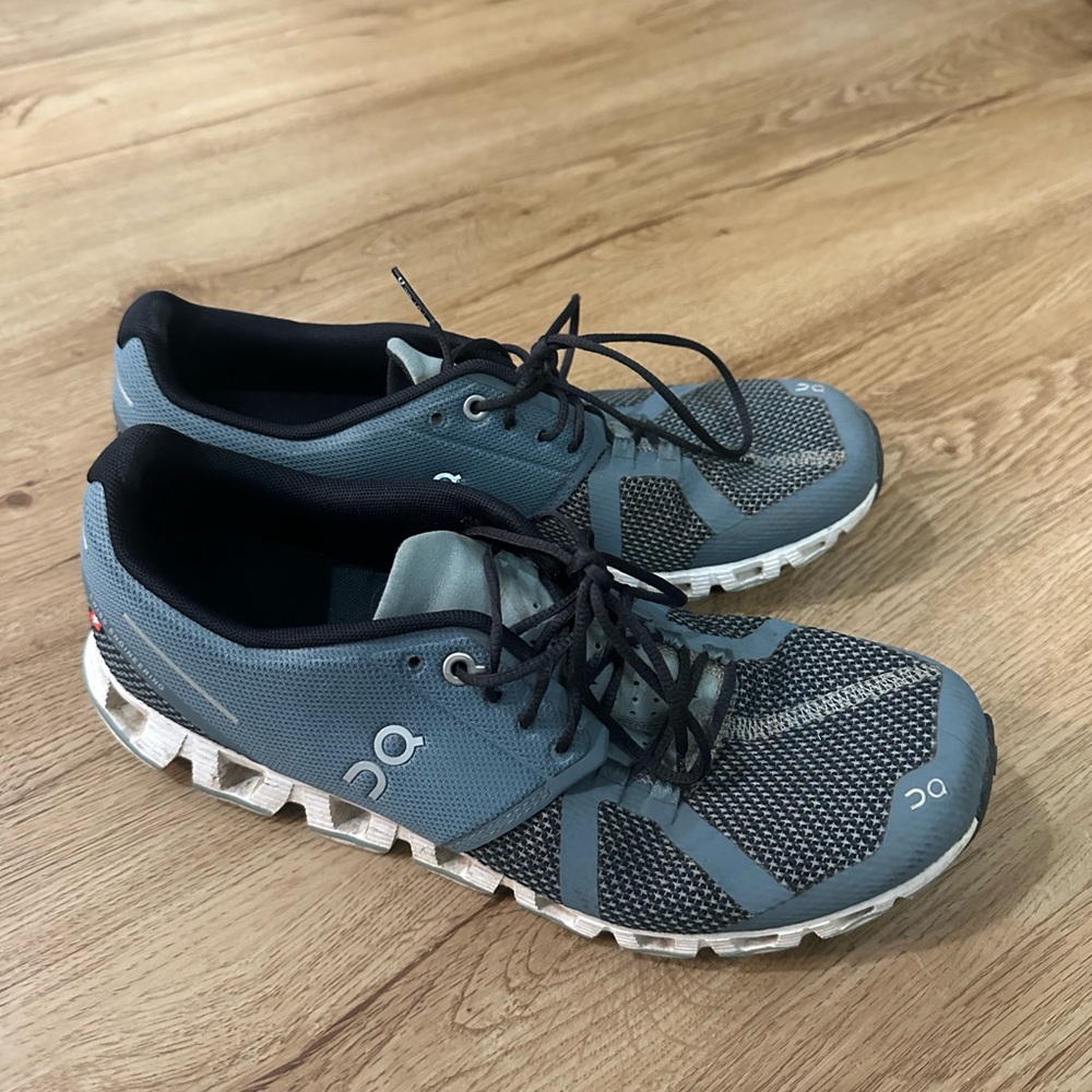 On Running Women’s Size 10 EU 42 Blue Gray CloudTec Running Athletic Shoes
